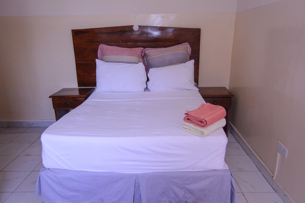 The Palace Guest House Harare Exteriör bild