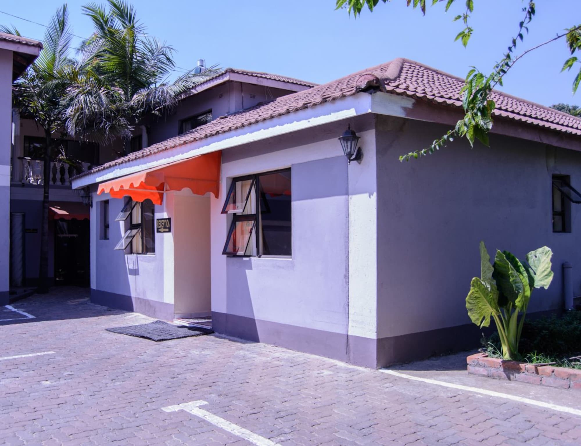 The Palace Guest House Harare Exteriör bild